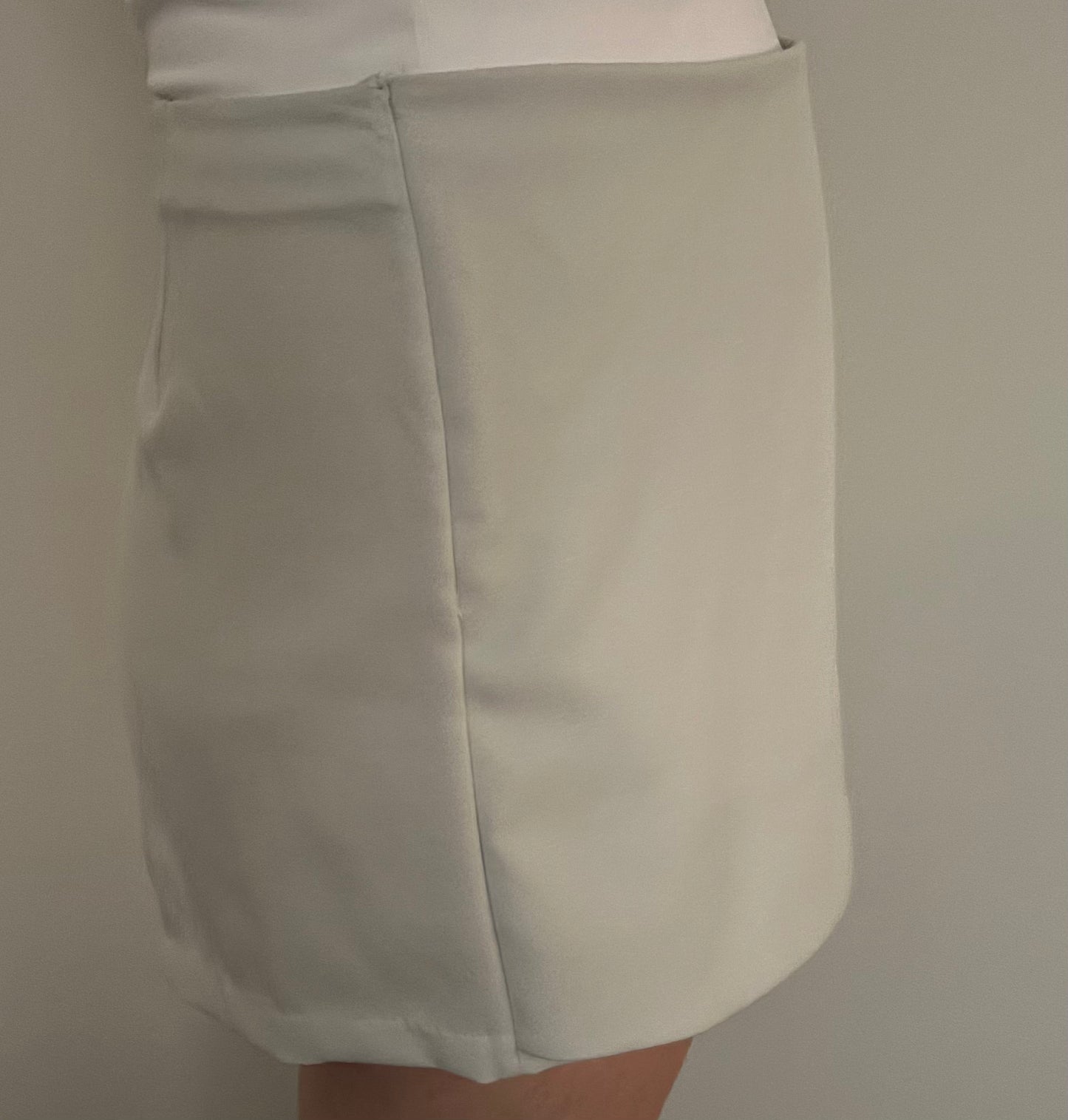 Pale Green Skort - Large